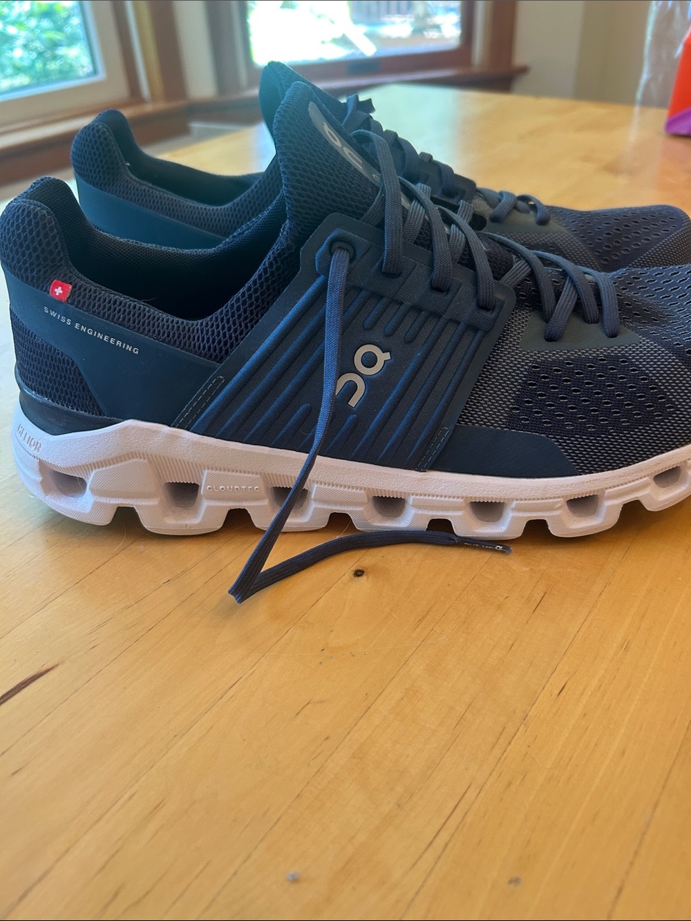 On Running Cloud Helion Men’s Running Sneakers - Navy/White